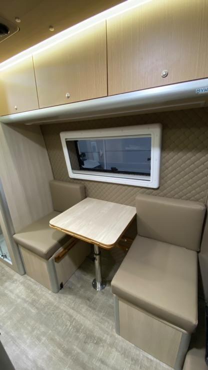 Motorhome Ingleses-image-13