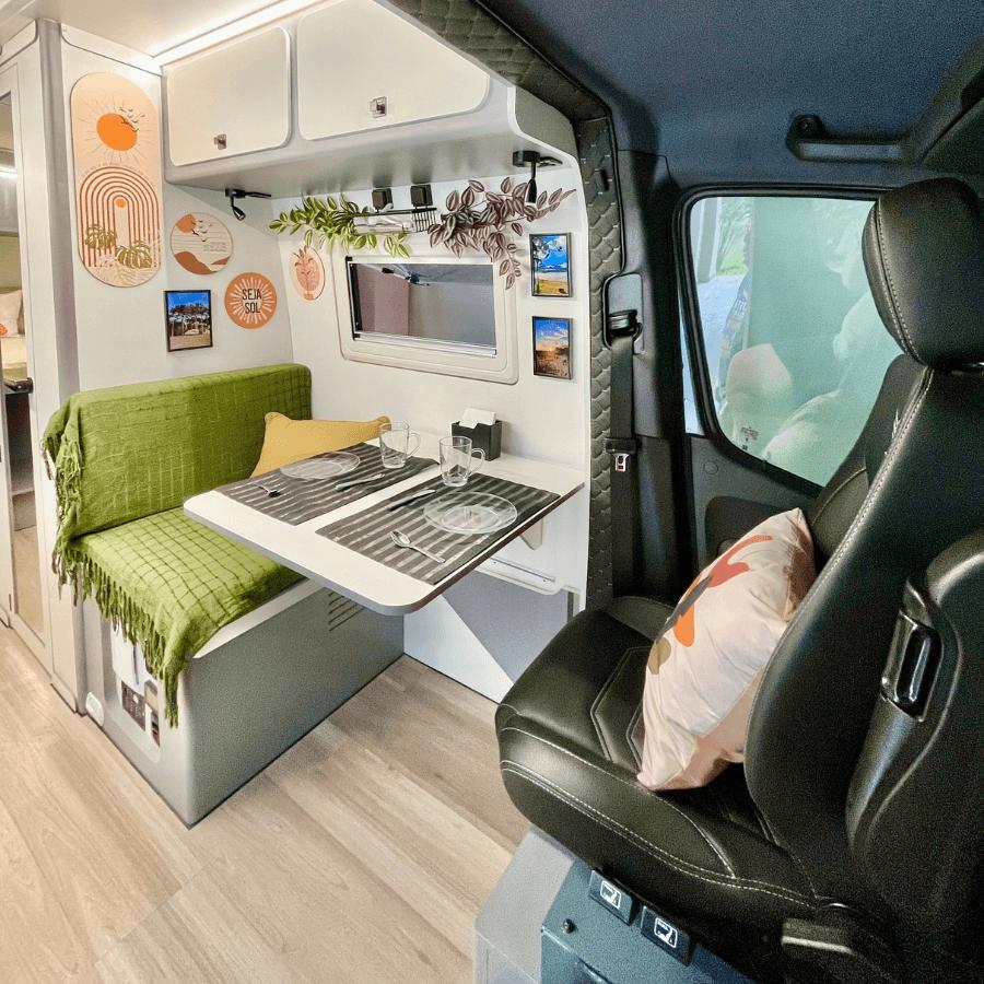 Motorhome Mercedes 7.3 Premium -image-8